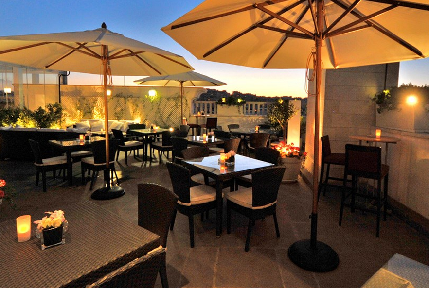 Il Palazzo Hotel And Suites Аман Екстериор снимка