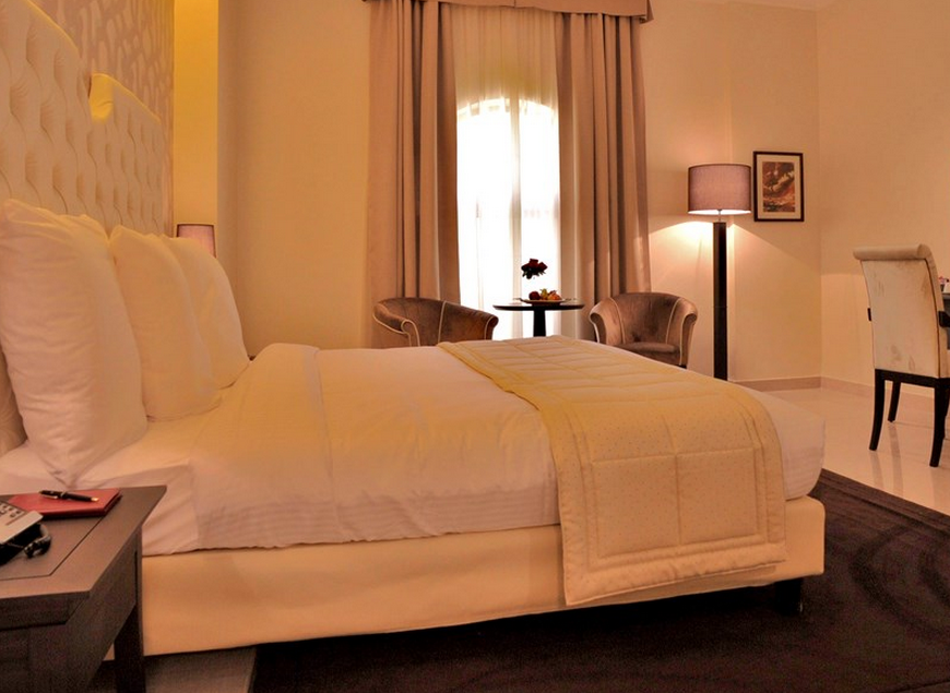 Il Palazzo Hotel And Suites Аман Екстериор снимка