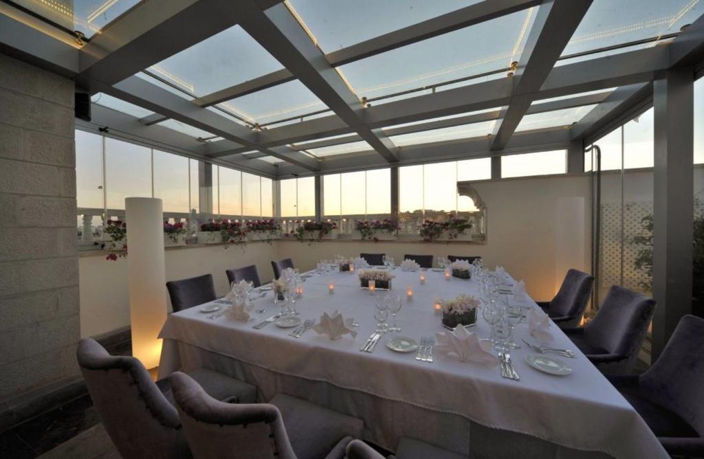 Il Palazzo Hotel And Suites Аман Екстериор снимка