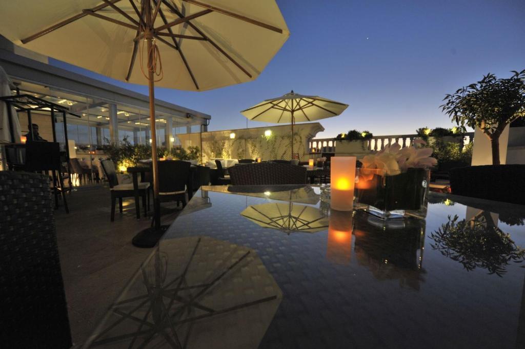 Il Palazzo Hotel And Suites Аман Екстериор снимка