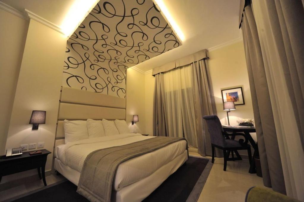 Il Palazzo Hotel And Suites Аман Екстериор снимка