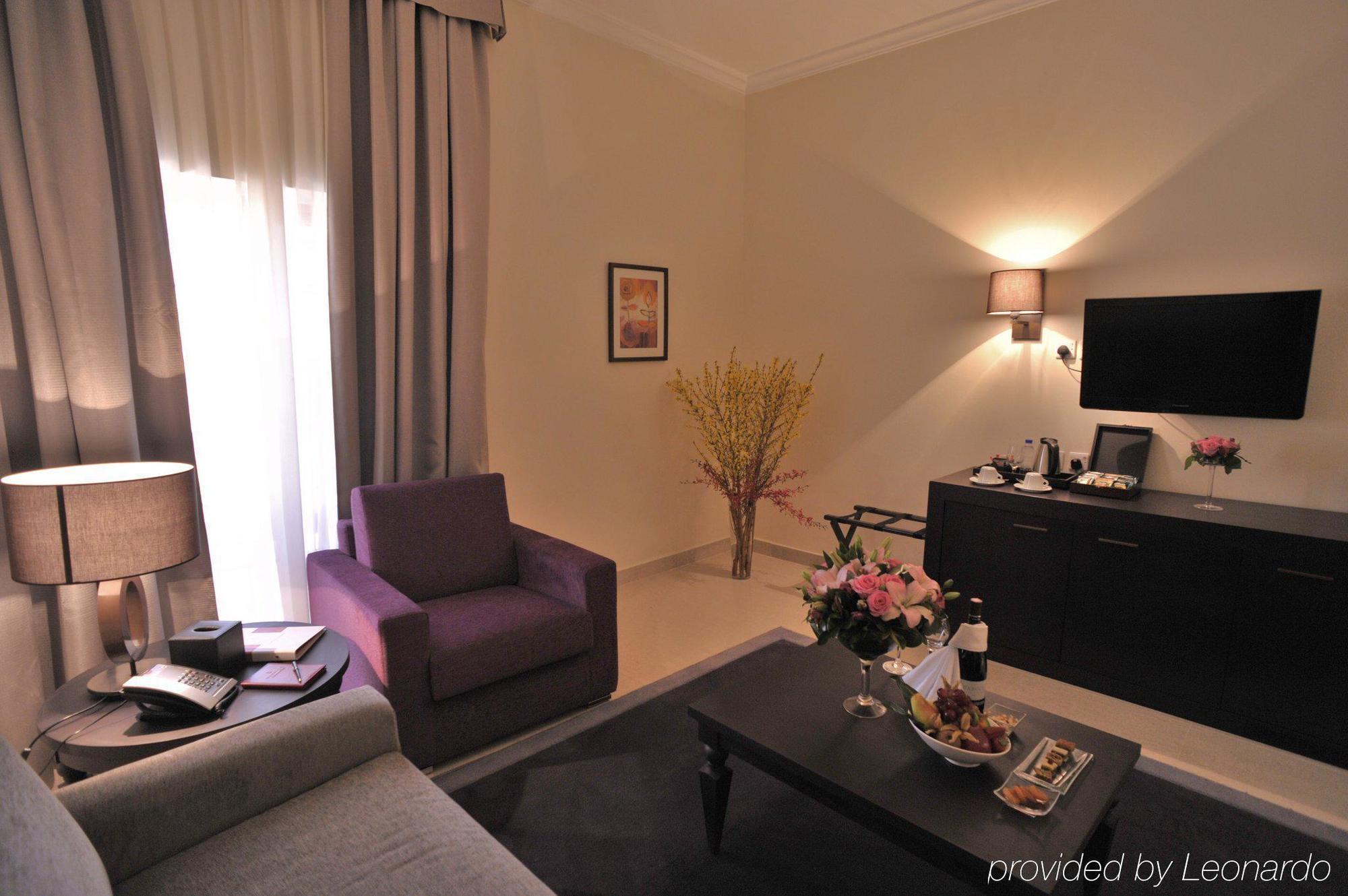 Il Palazzo Hotel And Suites Аман Екстериор снимка
