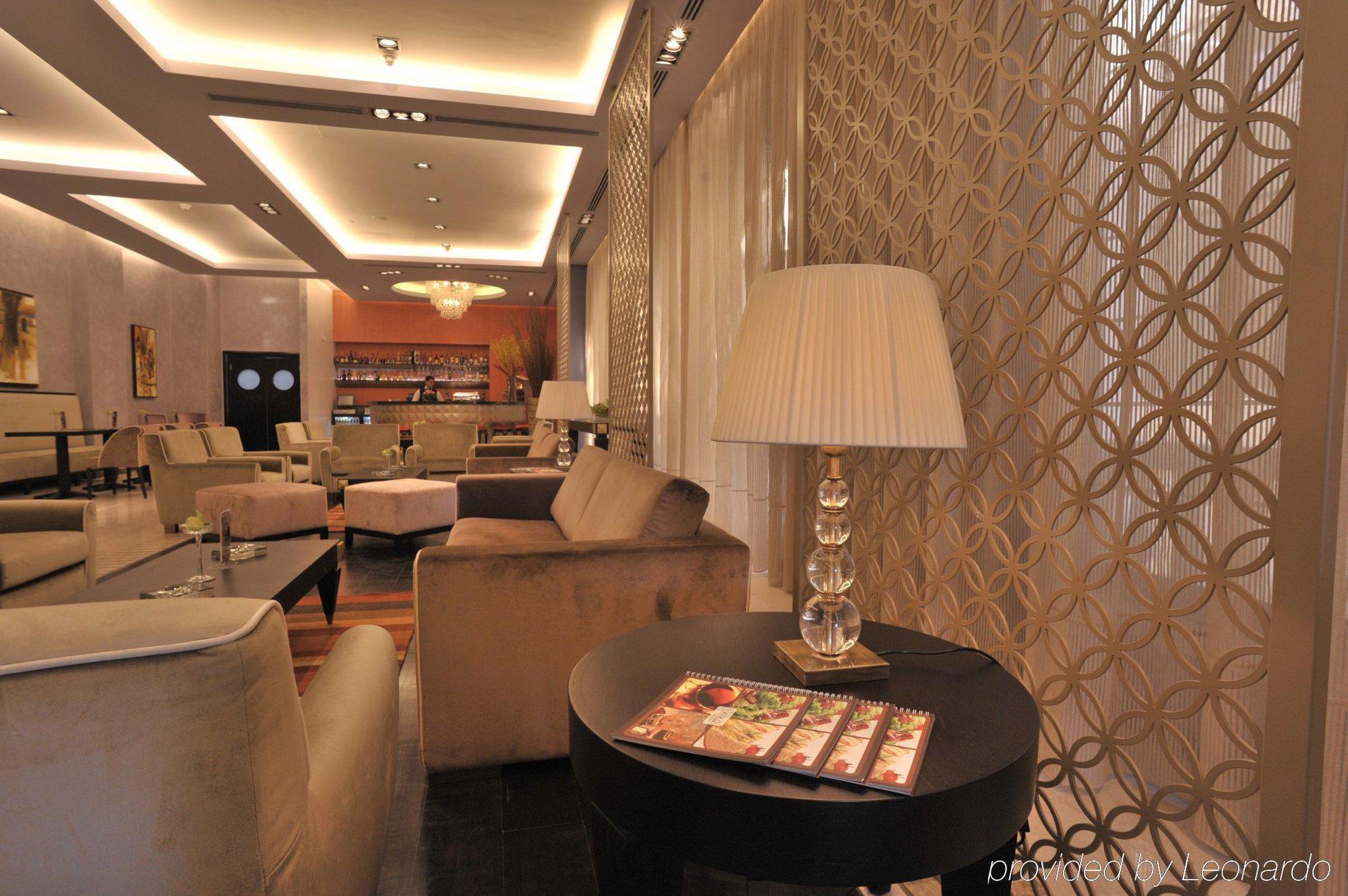 Il Palazzo Hotel And Suites Аман Екстериор снимка
